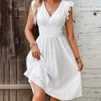 Kaitlyn - Women's Sleeveless Dress with Lace Pattern