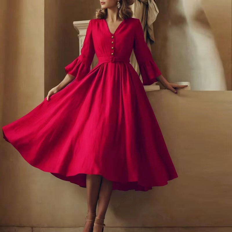 Sienna - Women's Midi Dress with Flowing Hem