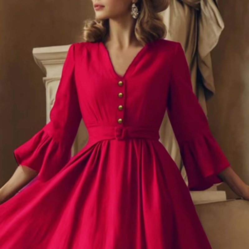 Sienna - Women's Midi Dress with Flowing Hem