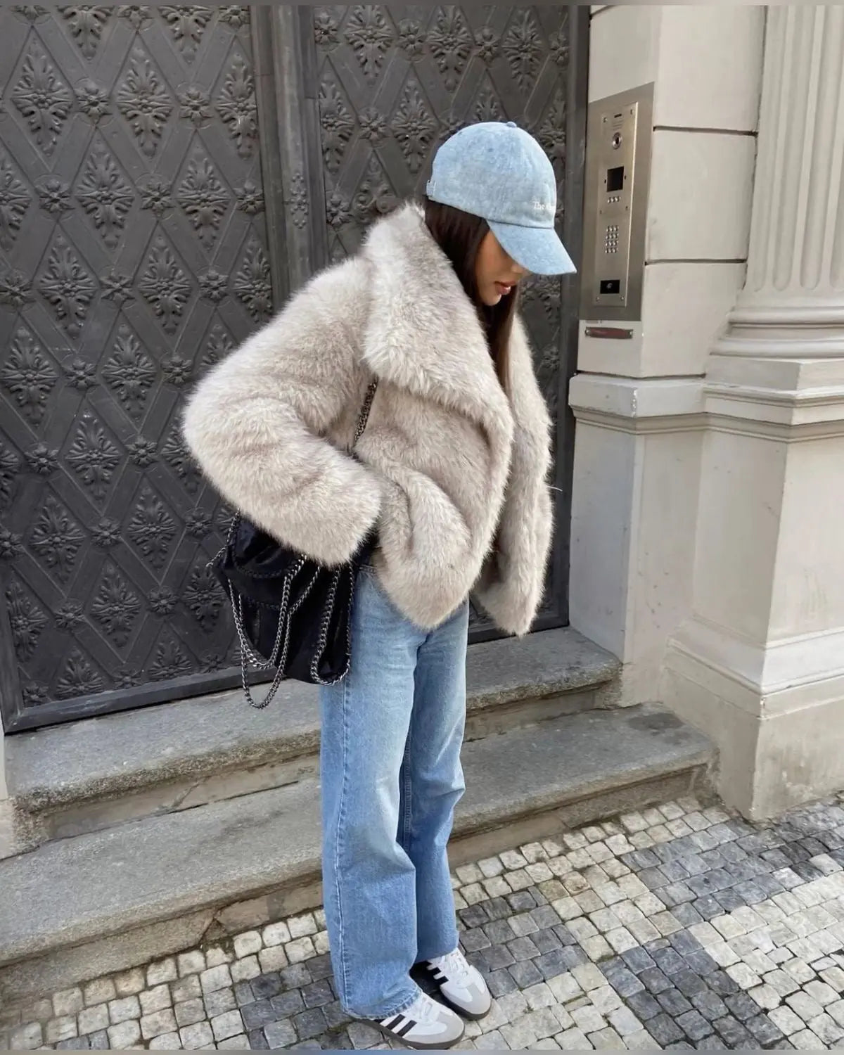 Marcella - Women's Oversized Faux Fur Jacket