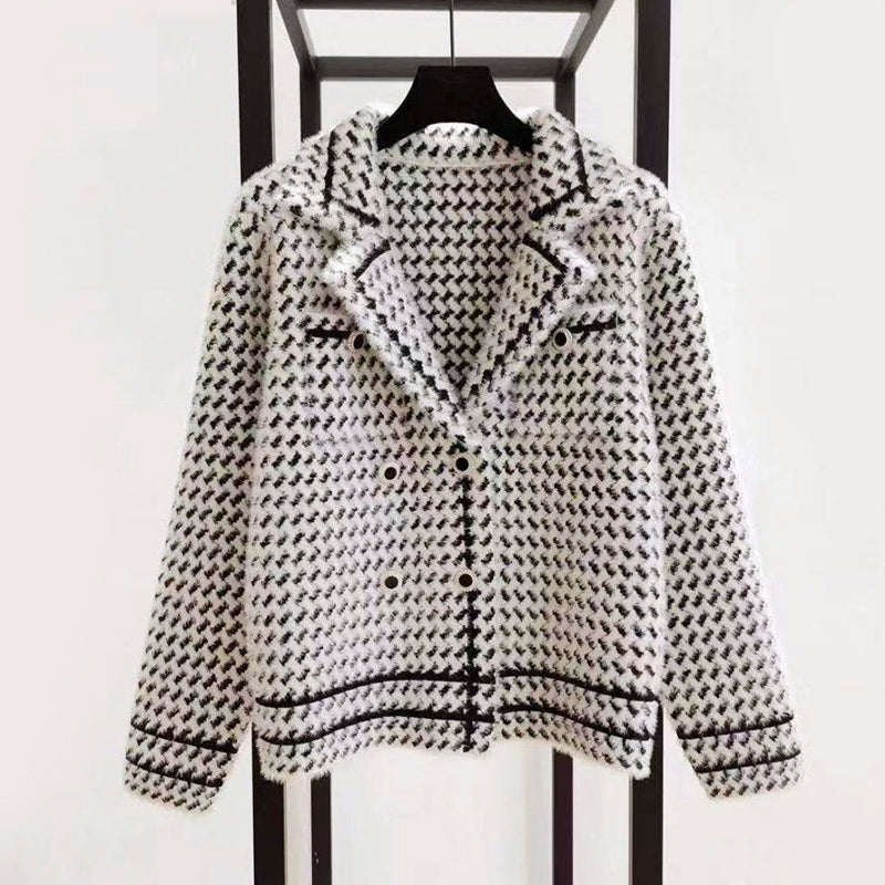 Savannah - Women's Cropped Houndstooth Double-Breasted Jacket